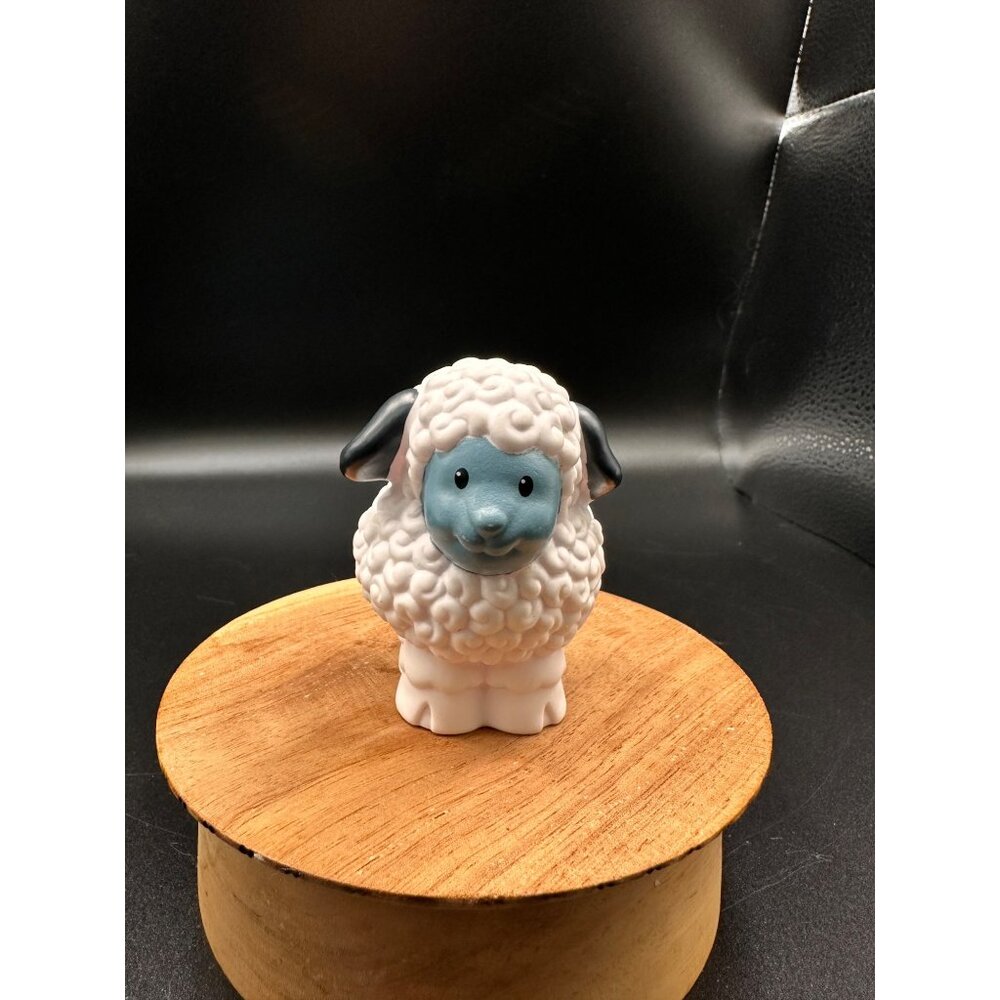 Fisher Price Little People Farm Set Replacement Sheep Lamb‎
